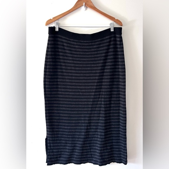 EILEEN FISHER Merino Wool Midi Pencil Skirt - Picture 2 of 6